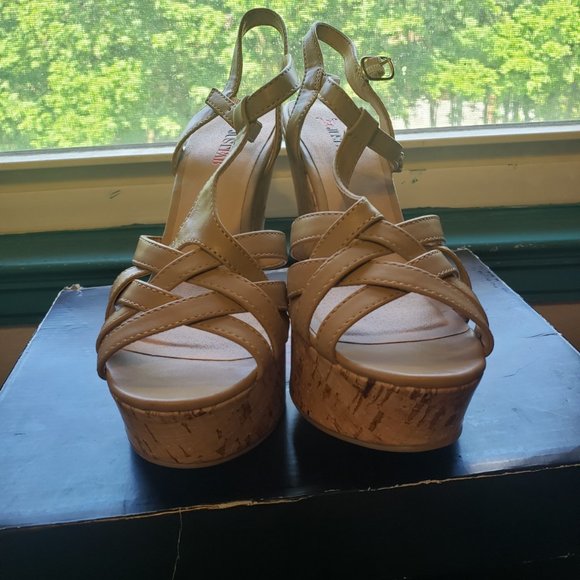 JustFab Wedge Sandals - Picture 1 of 5